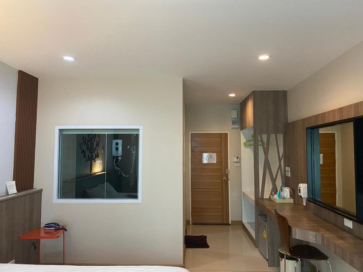Hotel Le Lerts Living Khon Kaen Esterno foto