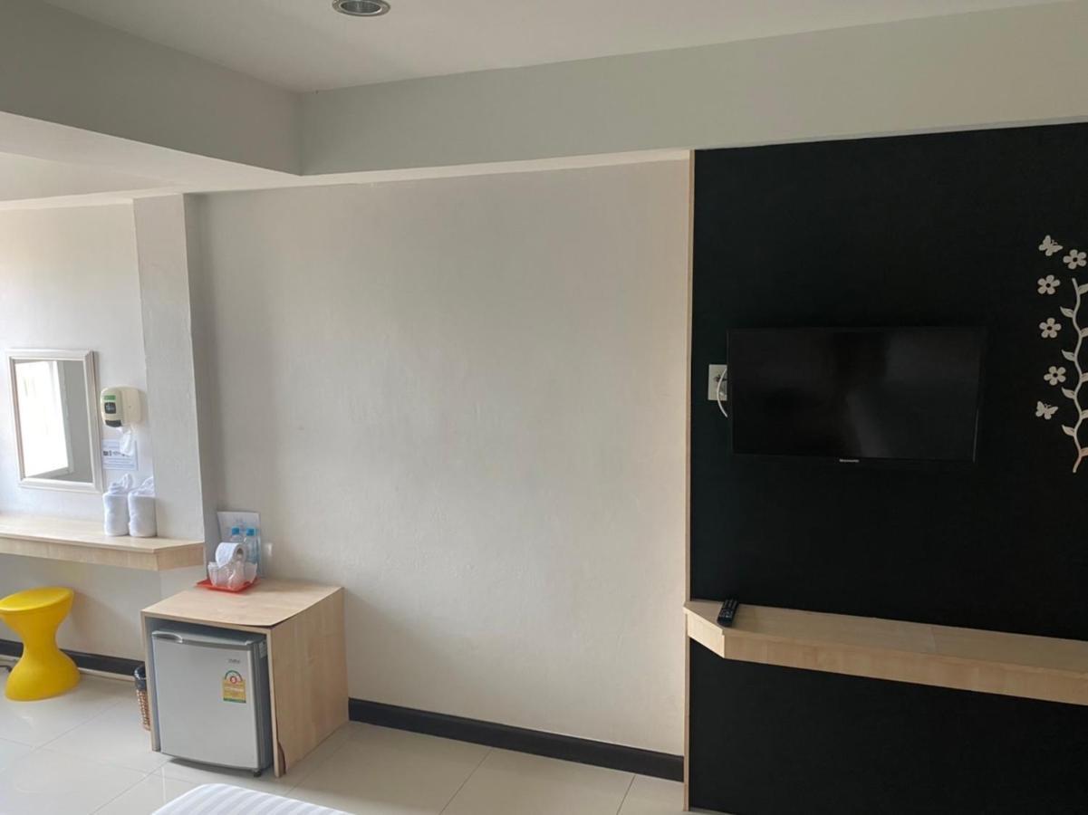 Hotel Le Lerts Living Khon Kaen Esterno foto